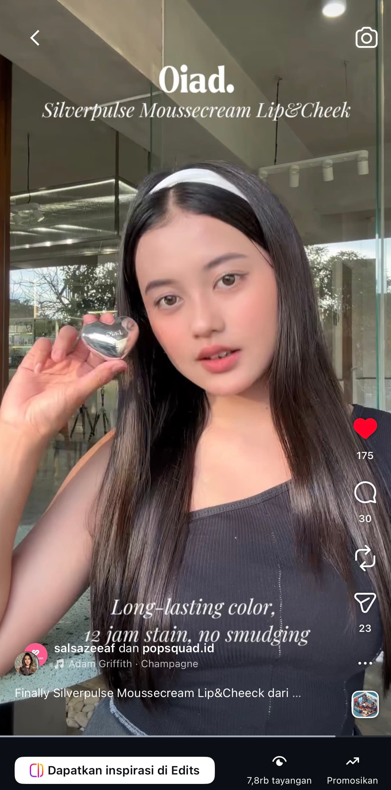 Salsabilla Avrilia menampilkan produk Silverpulse Lip & Cheek.