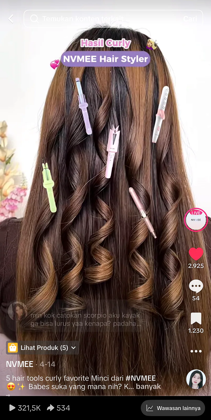 Video NVMEE yang membandingkan lima alat rambut untuk curly routine.